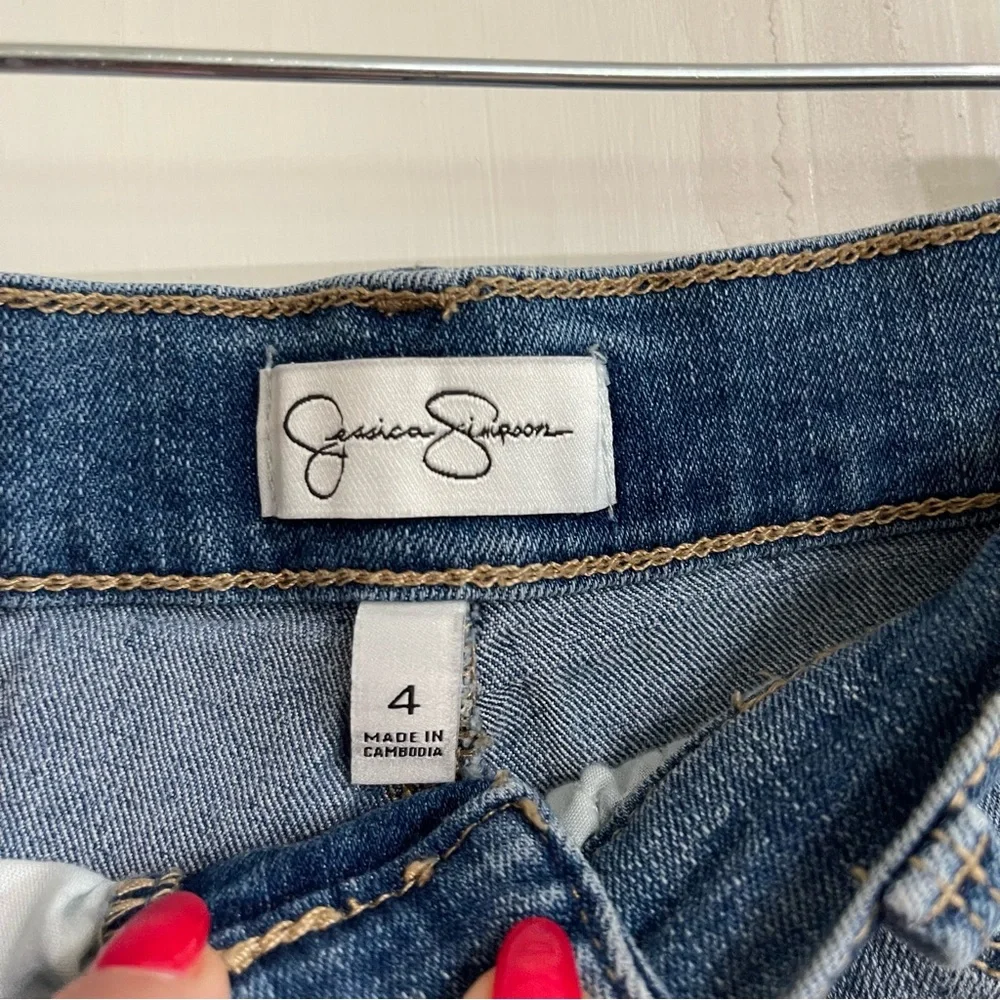 Jessica Simpson Women’s Size 4 Denim Blue Jean Shorts - Picture 4 of 11
